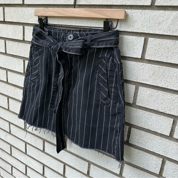 Urban Outfitters UO Pinstripe Paperbag Skirt Washed Black Denim - Picture 6 of 15